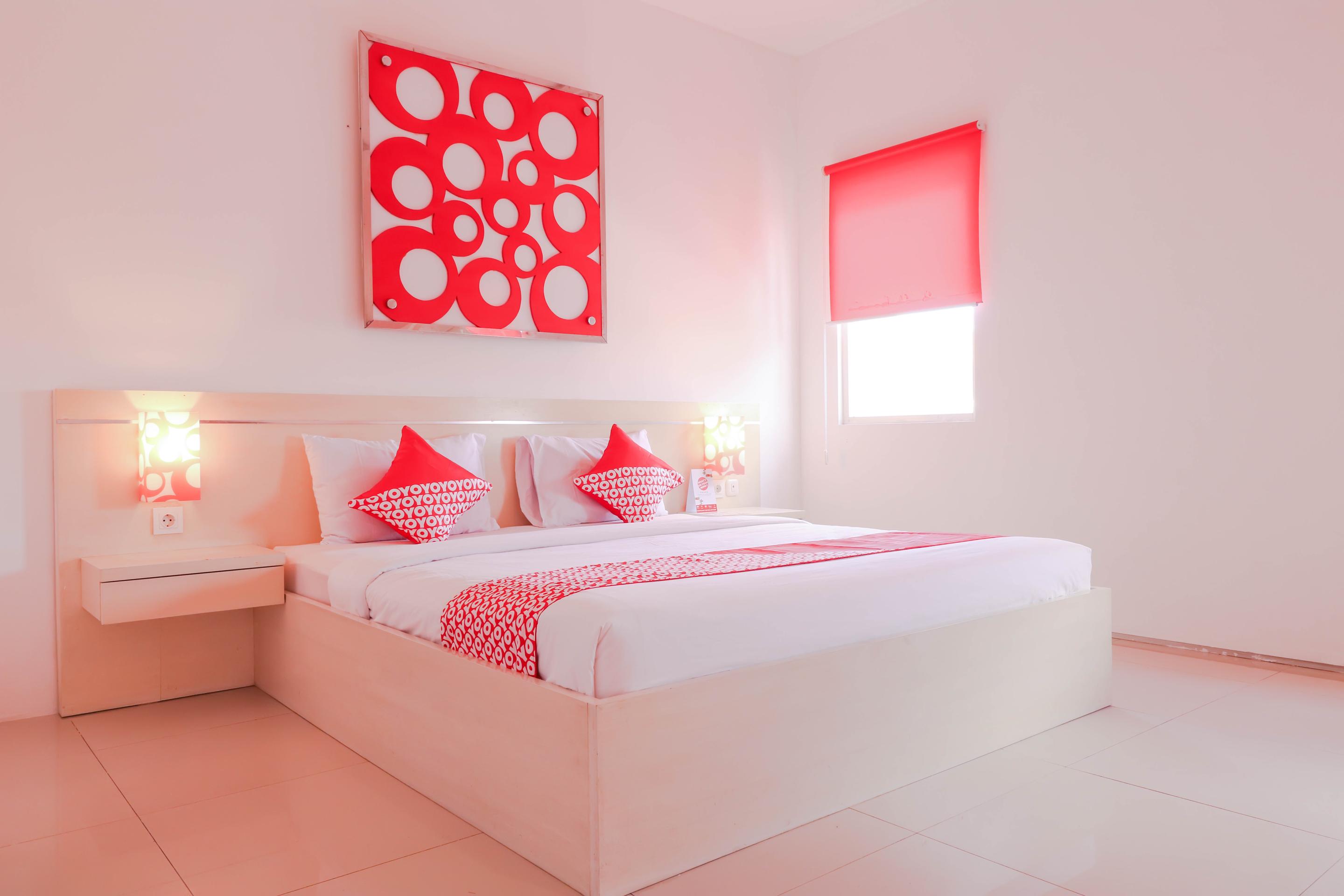 Kerobokan Oyo 1489 Simona Hotel מראה חיצוני תמונה