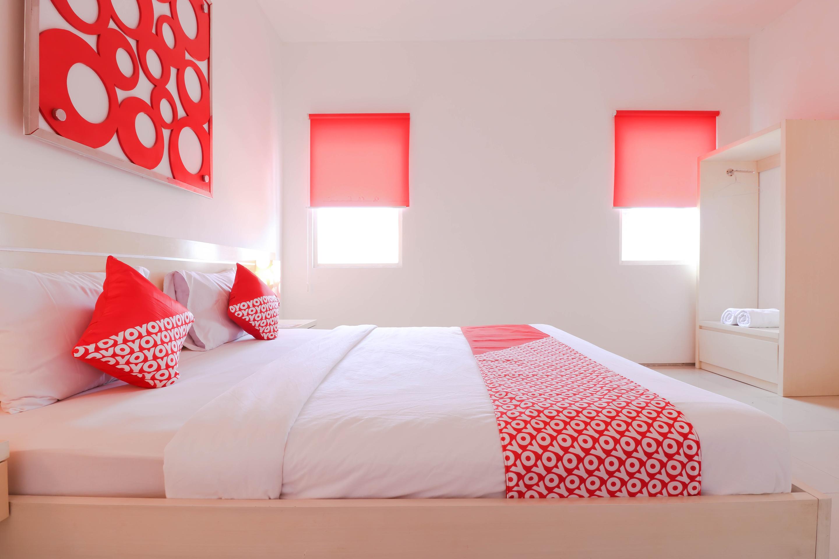 Kerobokan Oyo 1489 Simona Hotel מראה חיצוני תמונה