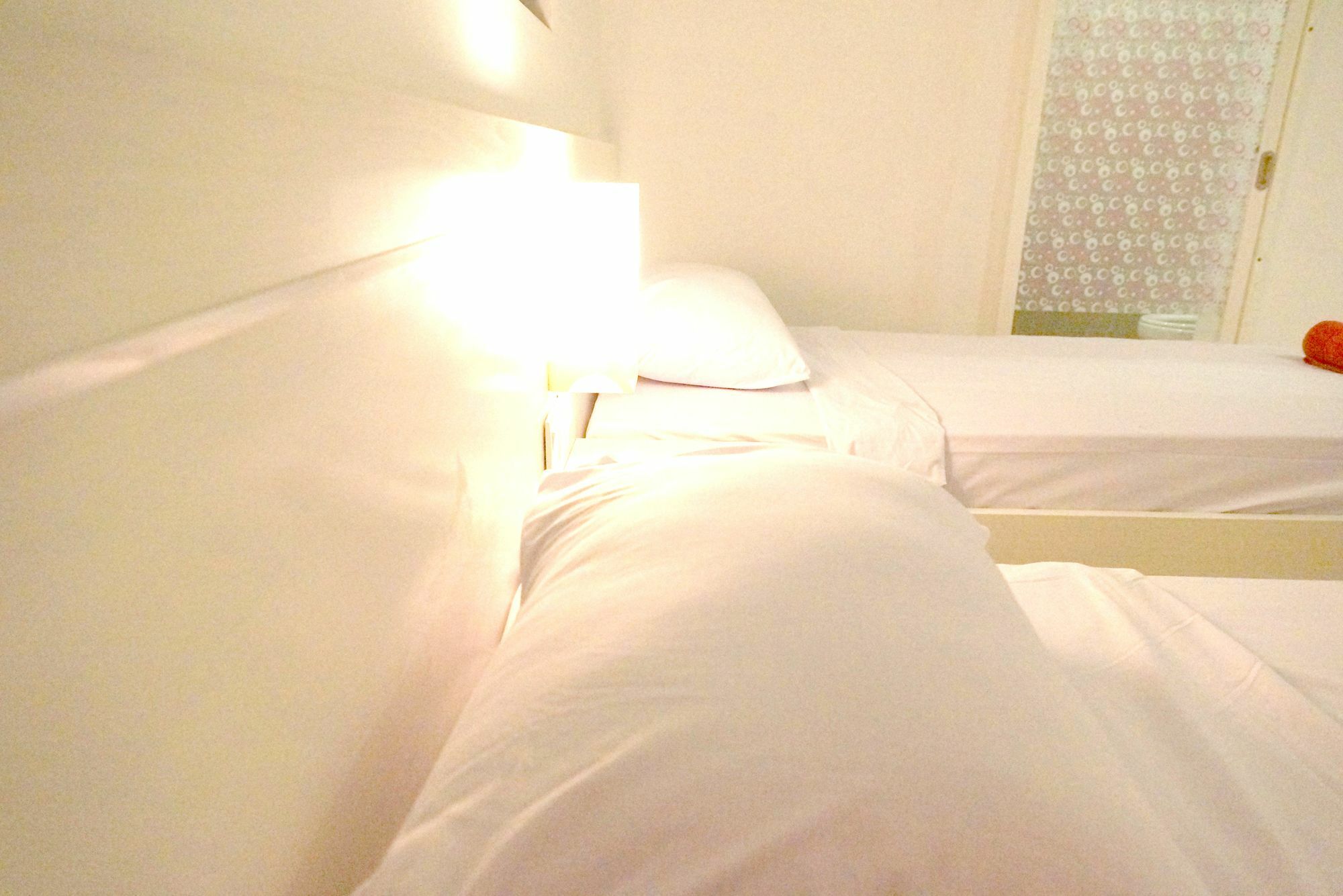 Kerobokan Oyo 1489 Simona Hotel מראה חיצוני תמונה